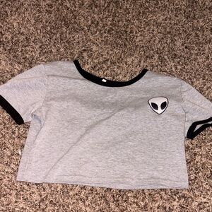 Gray Alien Patch Womens crop T-Shirt